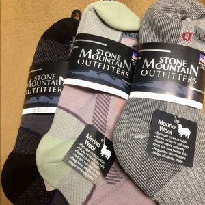 Merino Wool Quarter Socks 
3 pairs
70% merino